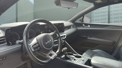 2022 Kia K5 GT-Line