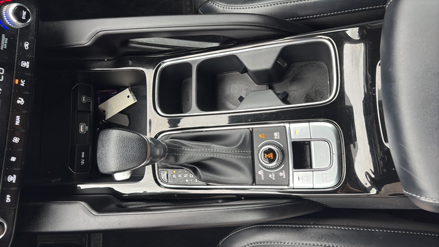 2024 Kia Telluride LX