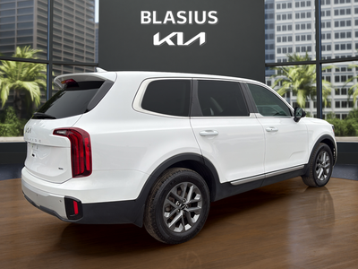 2024 Kia Telluride LX