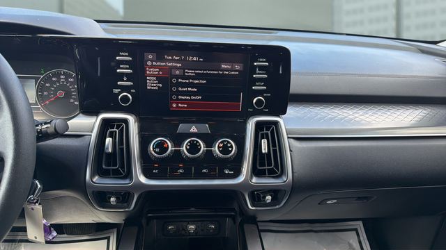 2023 Kia Sorento LX