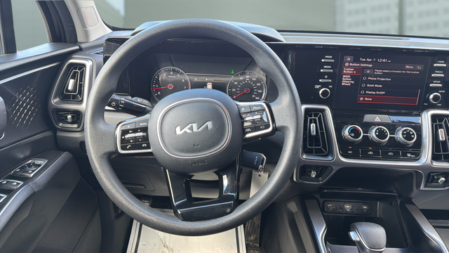 2023 Kia Sorento LX