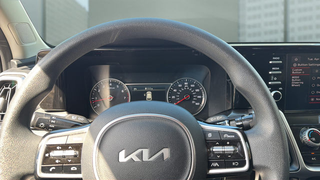 2023 Kia Sorento LX