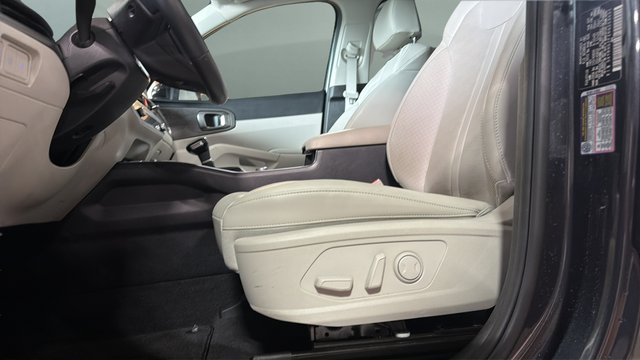 2024 Kia Sorento X-Line EX