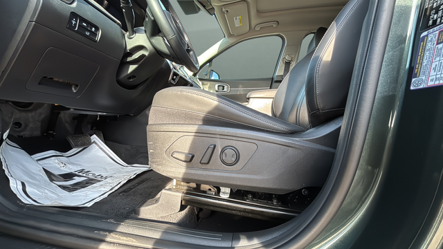 2023 Kia Sorento X-Line EX