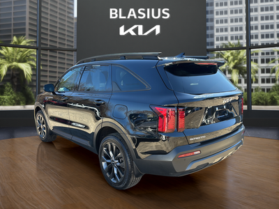 2023 Kia Sorento X-Line EX