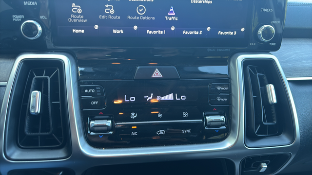 2023 Kia Sorento X-Line S