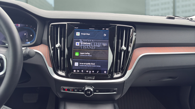 2024 Volvo S60 B5 Plus Dark Theme