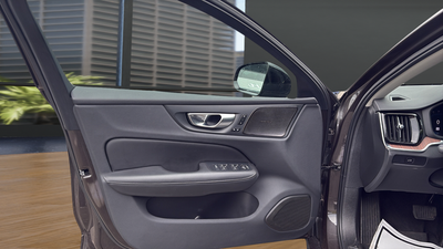 2024 Volvo S60 B5 Plus Dark Theme