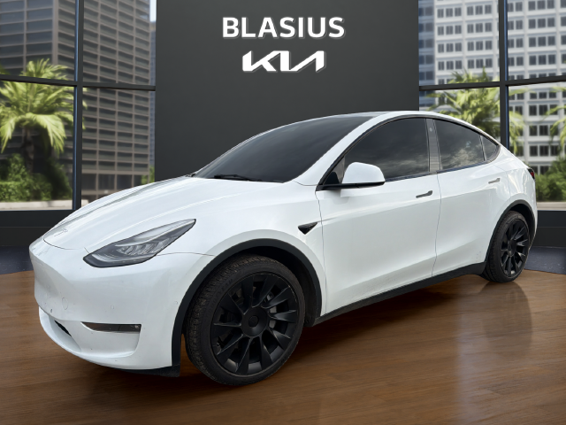 2022 Tesla Model Y Long Range