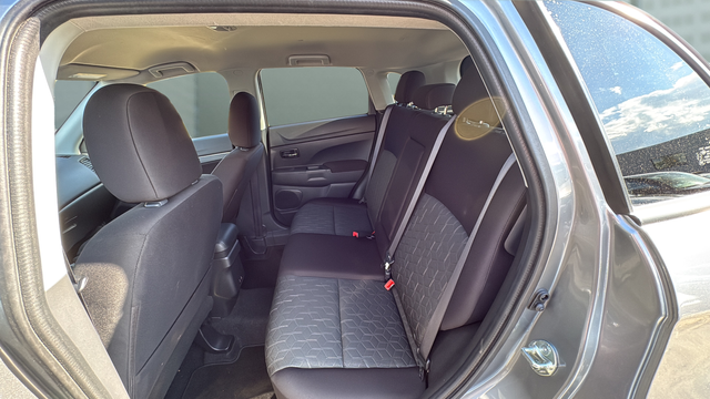 2025 Mitsubishi Outlander Sport Base