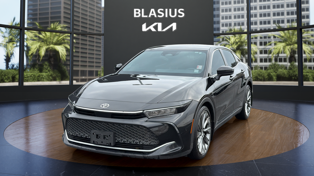 2023 Toyota Crown Limited