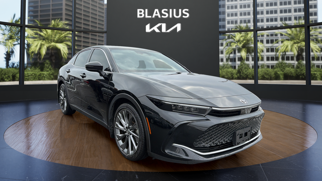 2023 Toyota Crown Limited