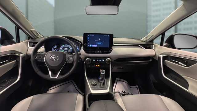 2025 Toyota RAV4 Hybrid XLE Premium