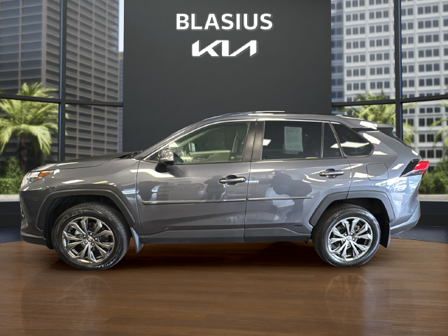 2025 Toyota RAV4 Hybrid XLE Premium