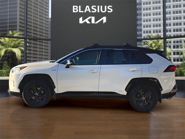2019 Toyota RAV4 Hybrid XSE