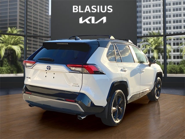 2019 Toyota RAV4 Hybrid XSE