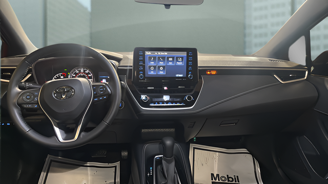 2022 Toyota Corolla Hatchback SE