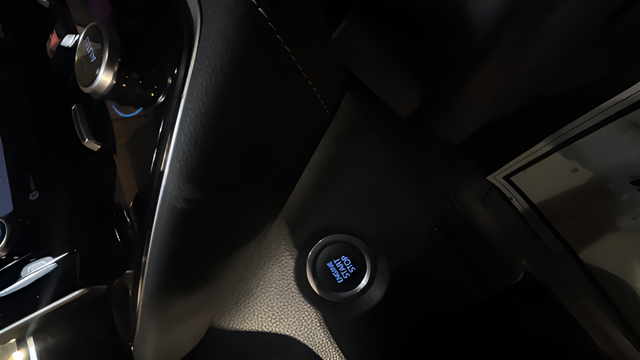 2022 Toyota Corolla Hatchback SE