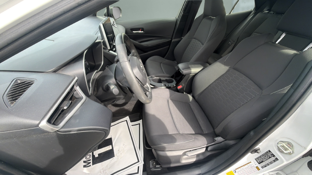 2024 Toyota Corolla Hatchback SE