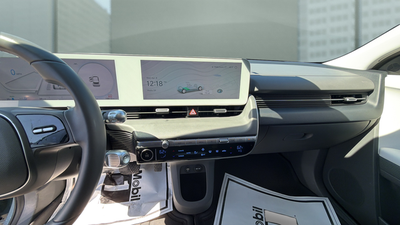 2024 Hyundai IONIQ 5 SE