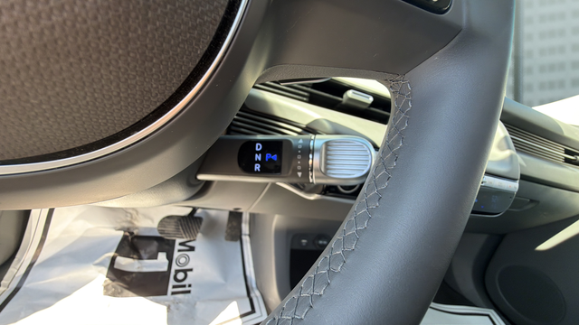 2024 Hyundai IONIQ 5 SE