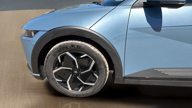 2024 Hyundai IONIQ 5 SE