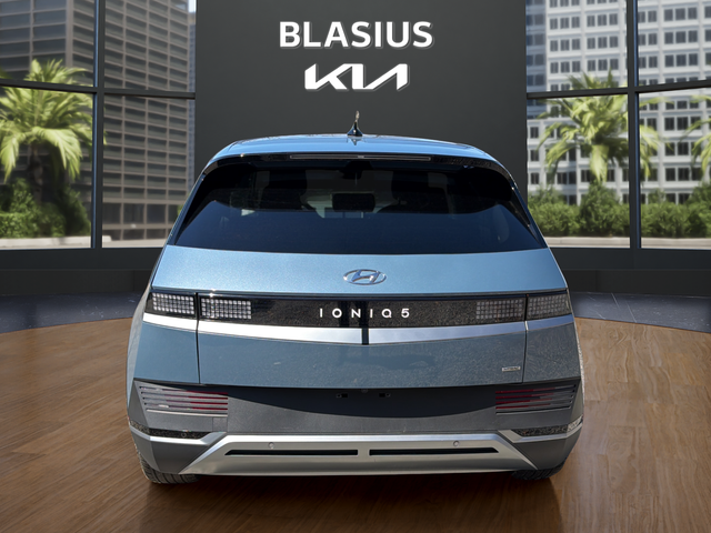 2024 Hyundai IONIQ 5 SE