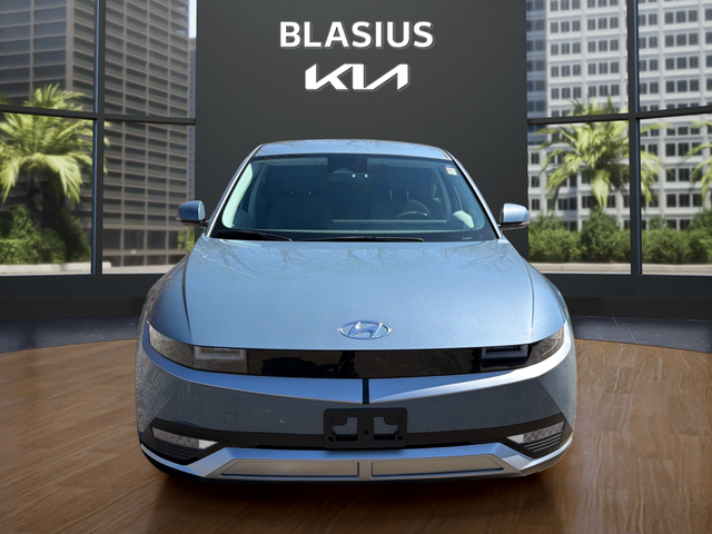 2024 Hyundai IONIQ 5 SE