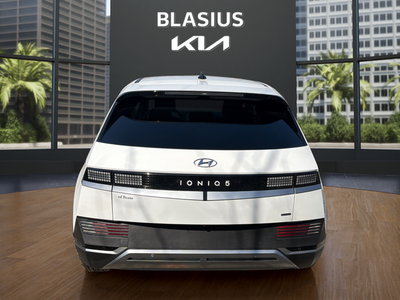 2024 Hyundai IONIQ 5 SEL