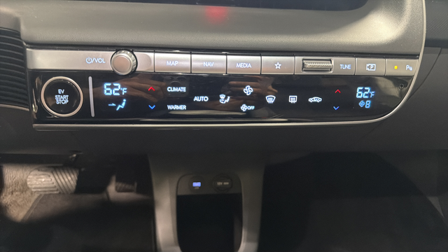 2024 Hyundai IONIQ 5 SEL