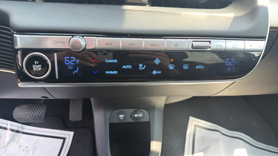 2024 Hyundai IONIQ 5 SEL