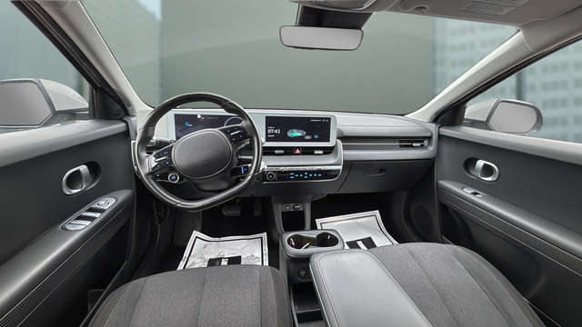 2024 Hyundai IONIQ 5 SEL