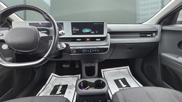 2024 Hyundai IONIQ 5 SEL