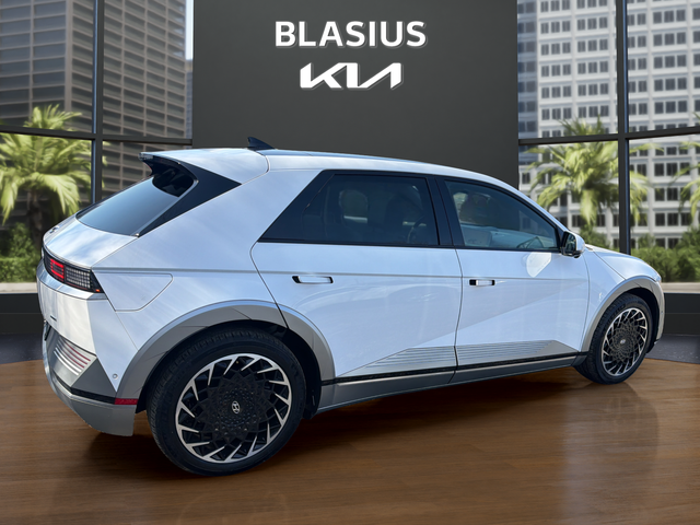 2023 Hyundai IONIQ 5 Limited