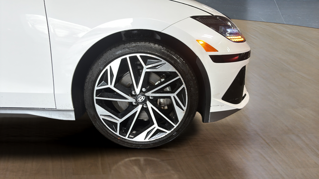 2024 Hyundai IONIQ 6 SEL