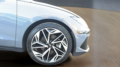 2025 Hyundai IONIQ 6 SEL