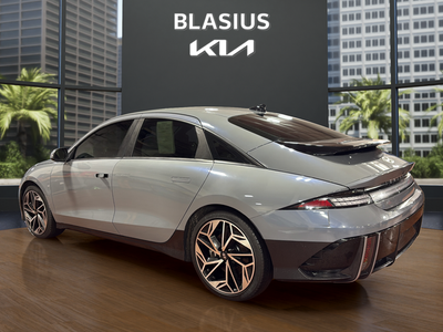 2024 Hyundai IONIQ 6 SEL