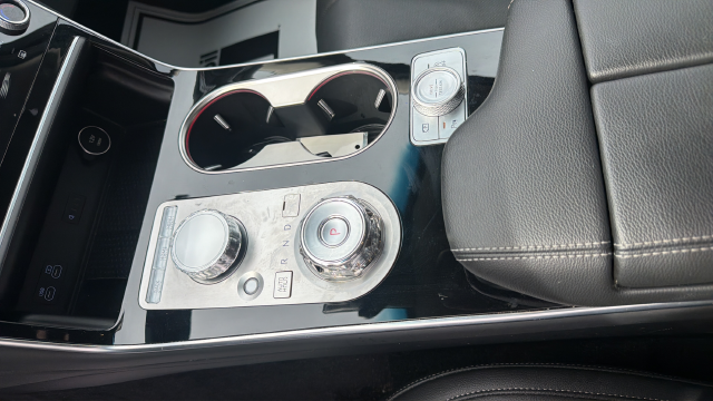 2026 Genesis GV80 2.5T