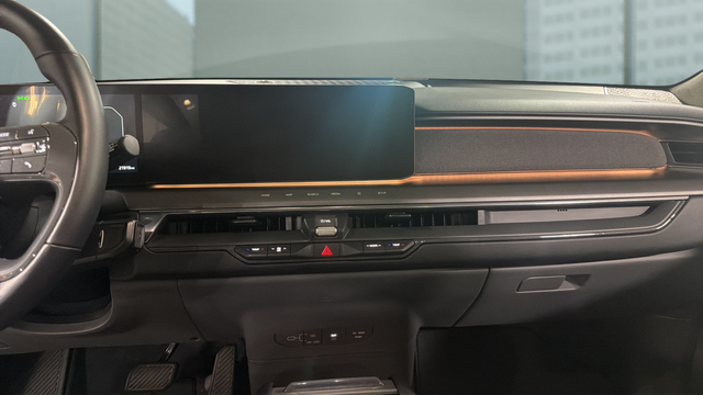 2024 Kia EV9 Land