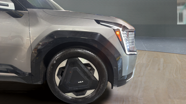 2024 Kia EV9 Land