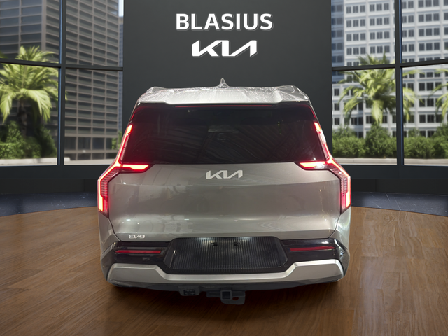2024 Kia EV9 Land