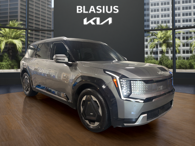 2024 Kia EV9 Land