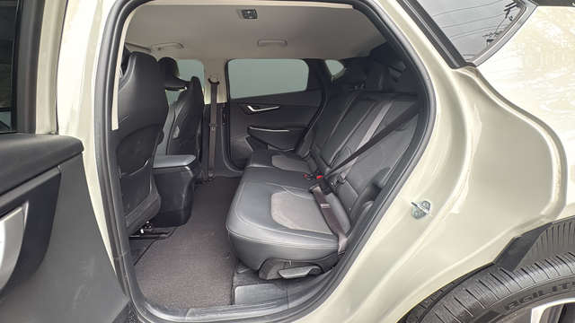 2024 Kia EV6 Light