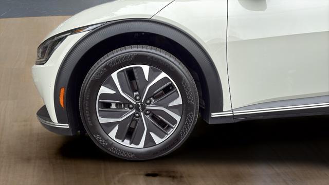 2024 Kia EV6 Light