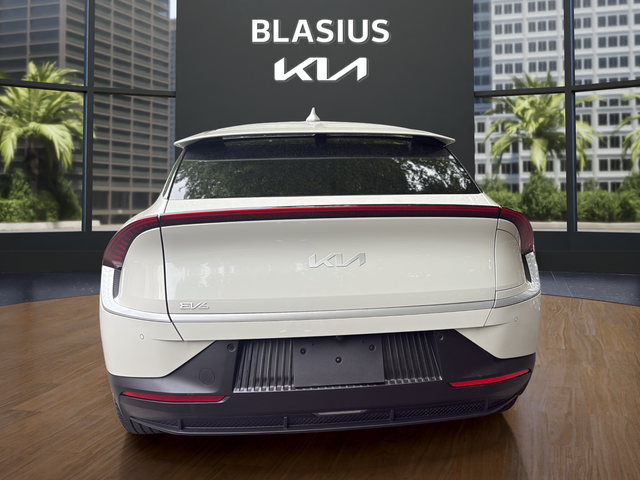 2024 Kia EV6 Light