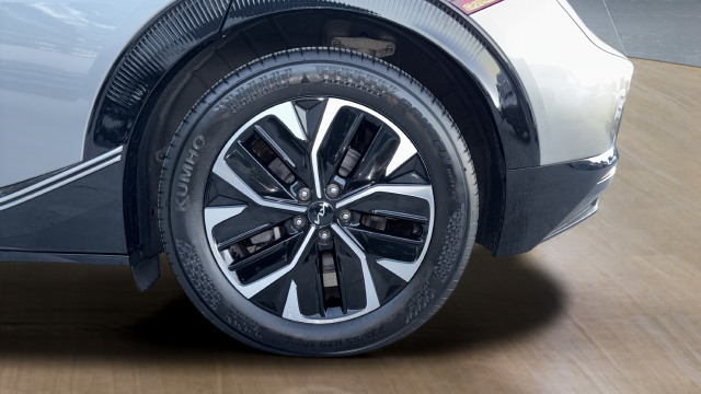 2023 Kia EV6 Wind