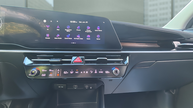 2023 Kia Niro EV Wind