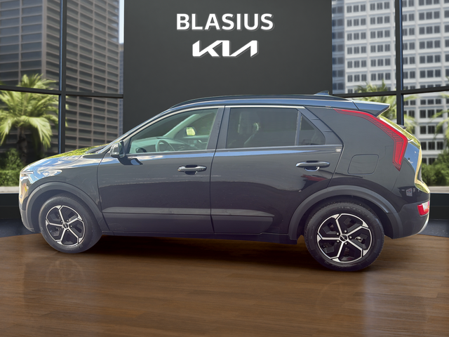 2024 Kia Niro EX