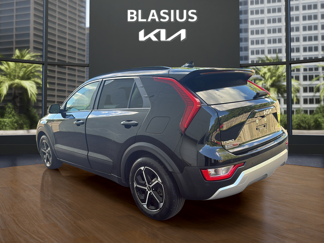 2024 Kia Niro EX