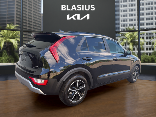 2024 Kia Niro EX
